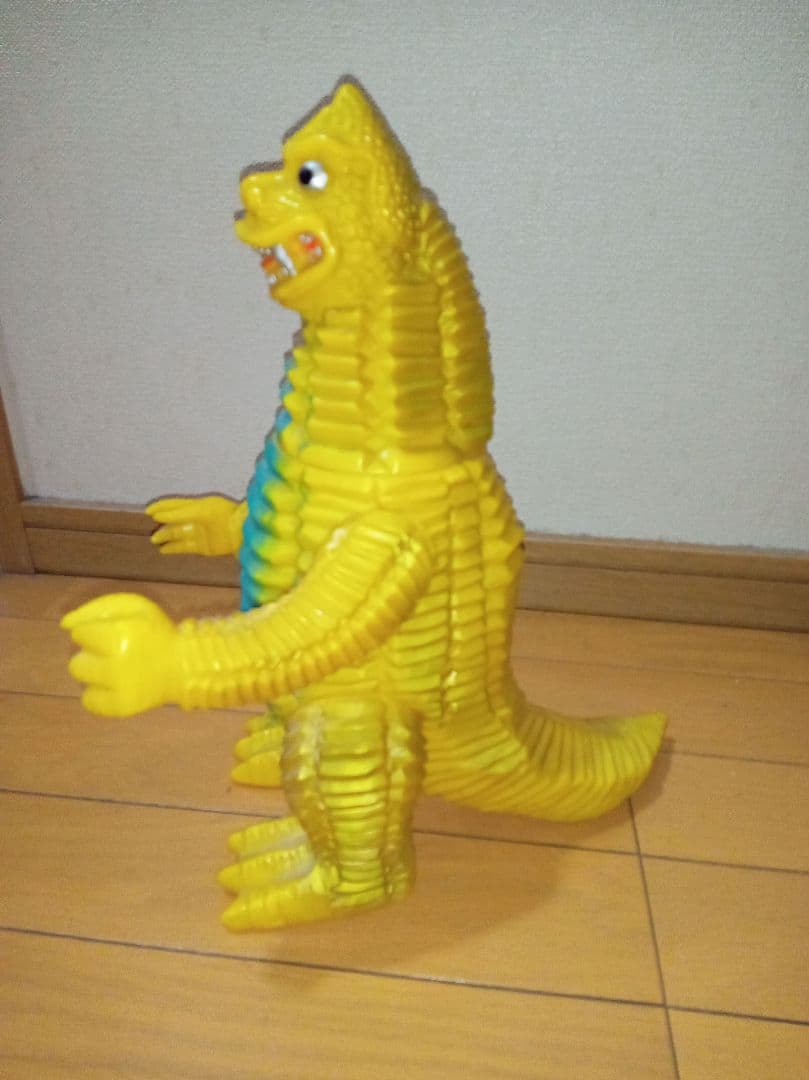 ジャイアントレッドキング、ゴモラ　セット　ブルマァク　再販　ソフビ