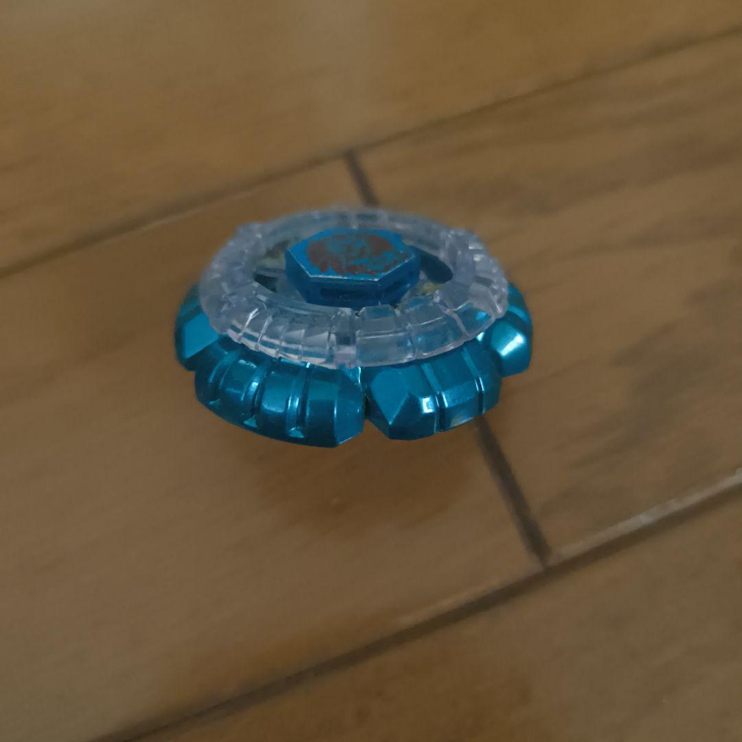 カウンターレオーネ　メタルファイトベイブレード