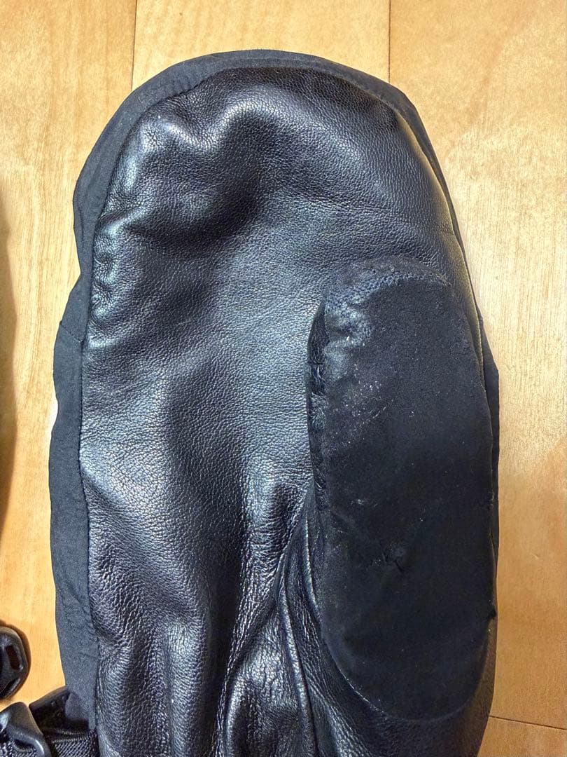 Burton [ak] GORE‑TEX 3L Hover Mitt