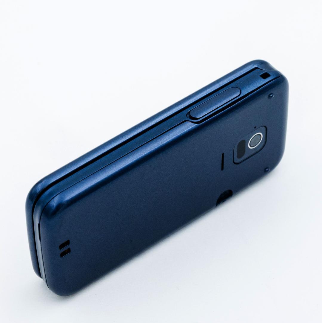 【SIMフリー・4G携帯】docomo F-01M らくらくホン