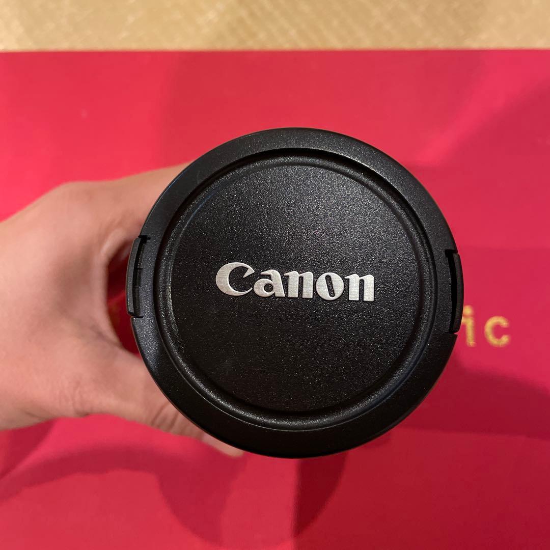 Canon EF-S 18-200mm ズームレンズ