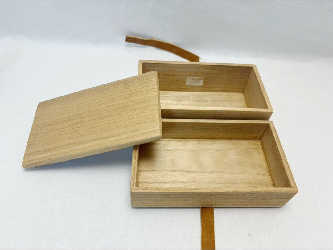 美品茶道具 茶掃箱セット鹿皮 銀製茶杓 組羽根 茶漏斗 茶ふるい 曲茶篩 茶合