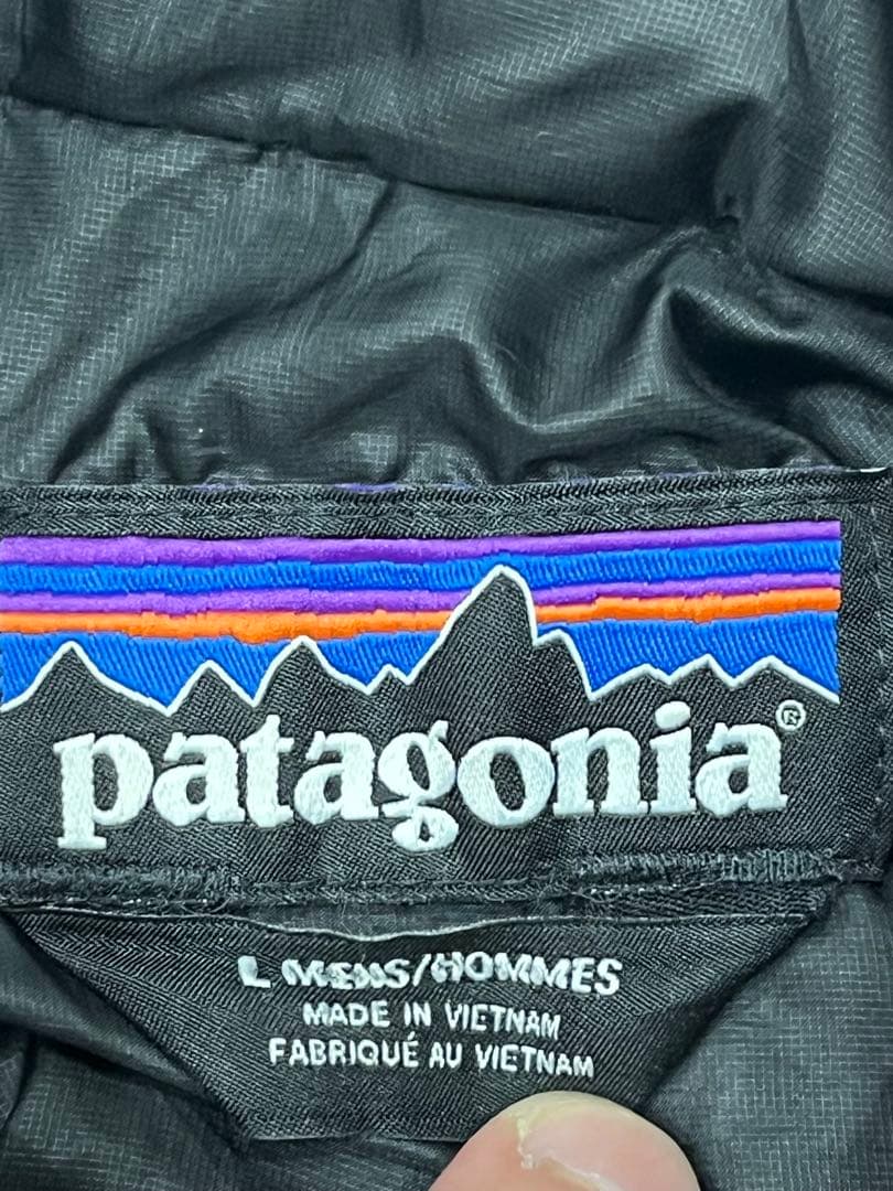 T*y様 美品　patagonia 黒 ナノパフベスト Lサイズ　nano pu