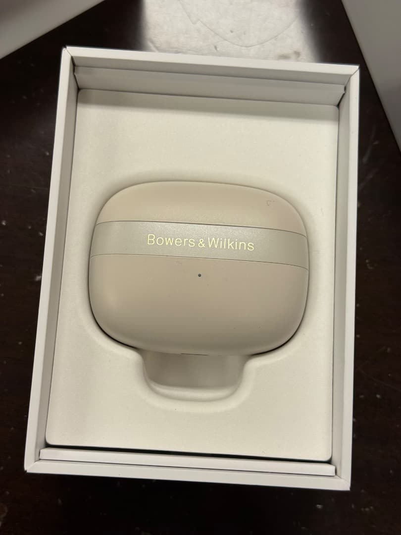 イヤホン Bowers & Wilkins B&W Pi8