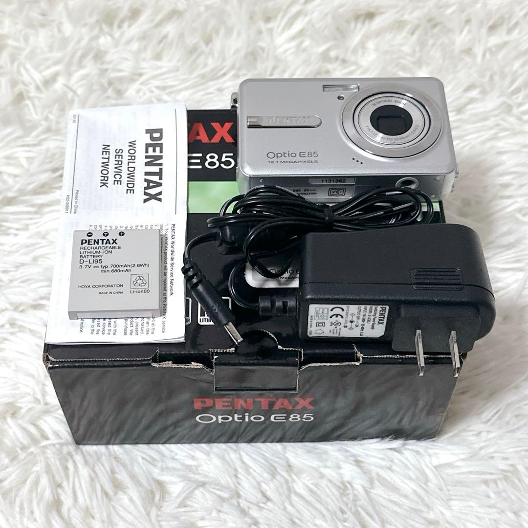 【極美品】PENTAX Optio E85 デジカメ シルバー 箱付き カメラ
