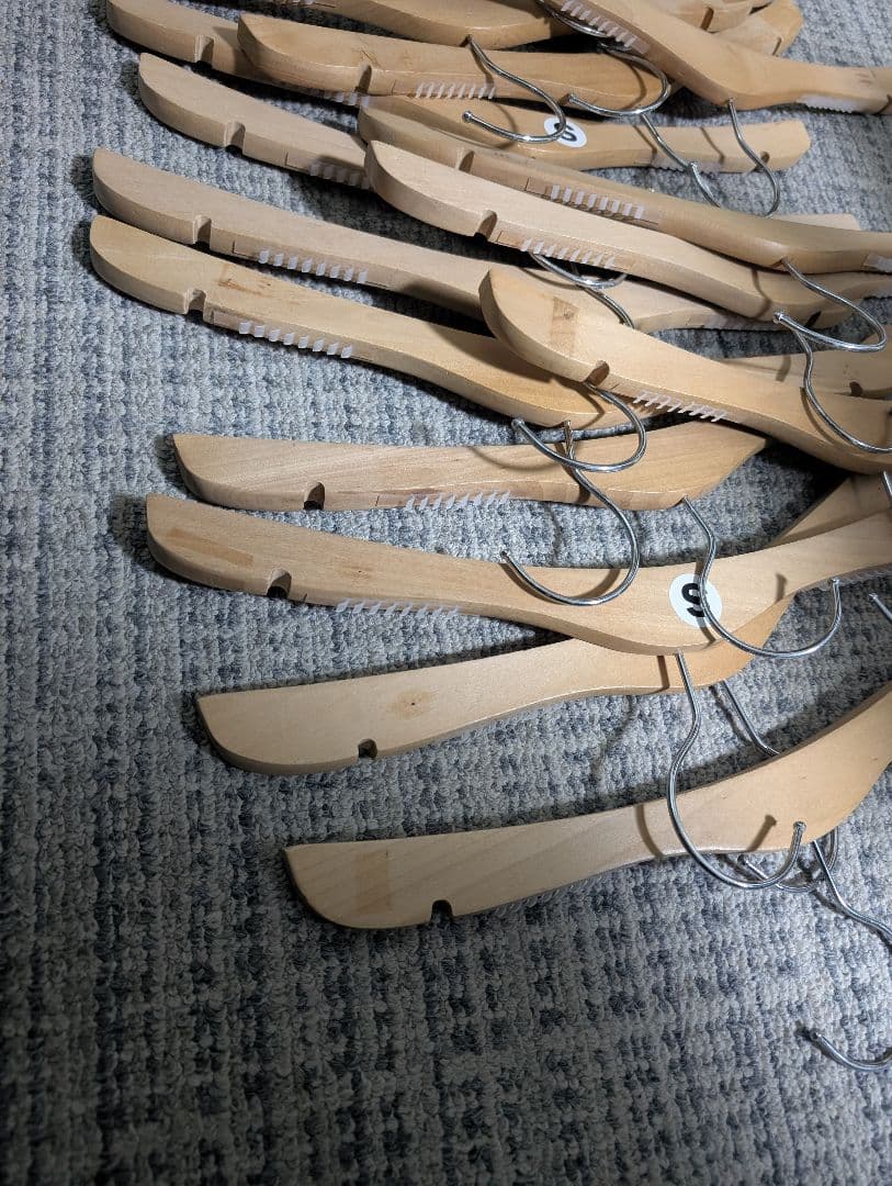 平ハンガー　木製ハンガー　平型木製ハンガー　和装用ハンガー　35本 まとめ売り