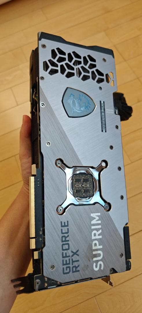 グラフィックボード・グラボ・ビデオカード RTX 3090 Ti SUPRIM X 24G