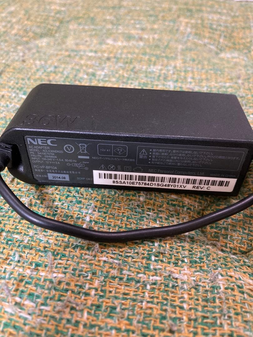 値下 NEC 2-in-1 Windows10 タブレットPC キーボード付き