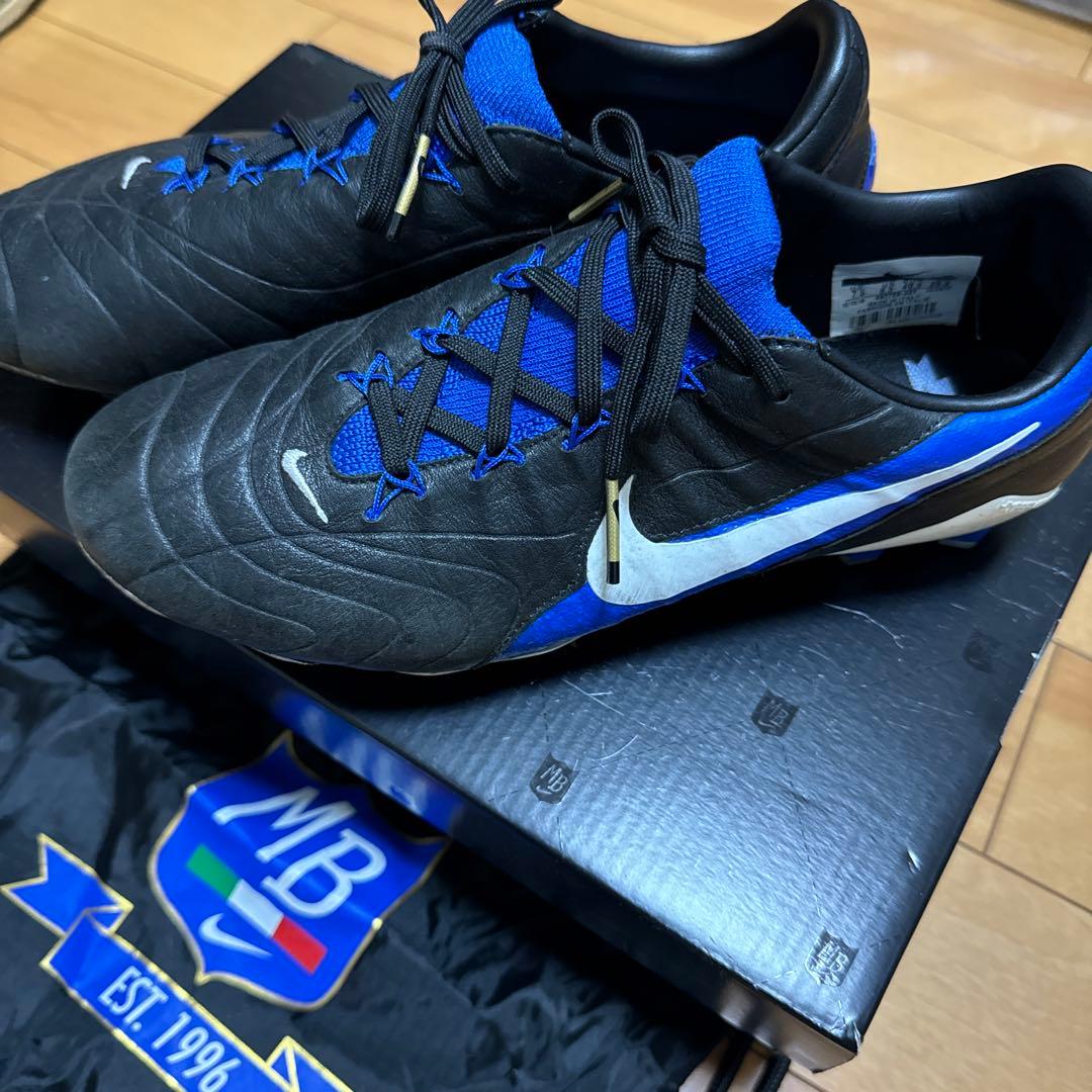 Nike Montibelluna サッカーシューズ