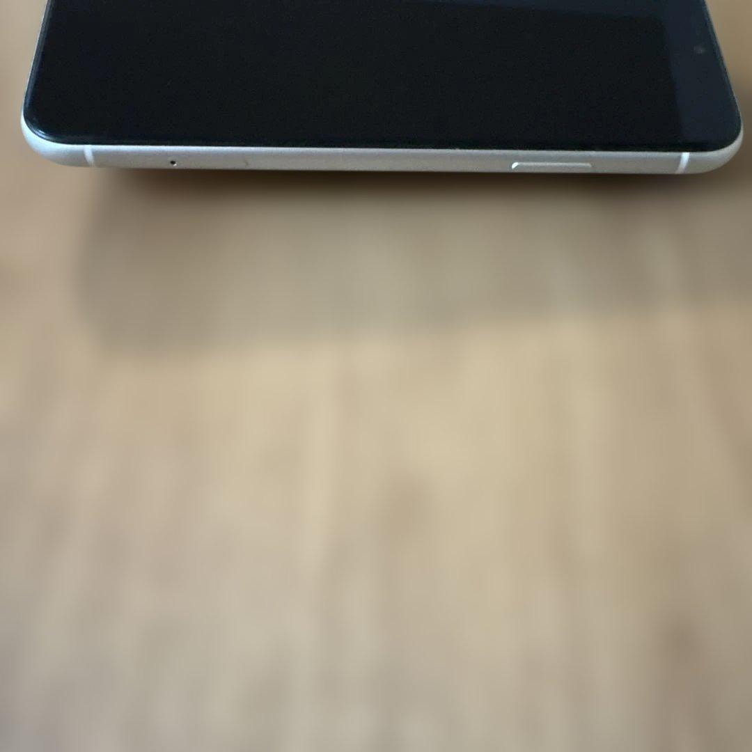 iPhone 11 本体 白（ホワイト） 64GB SIMフリー