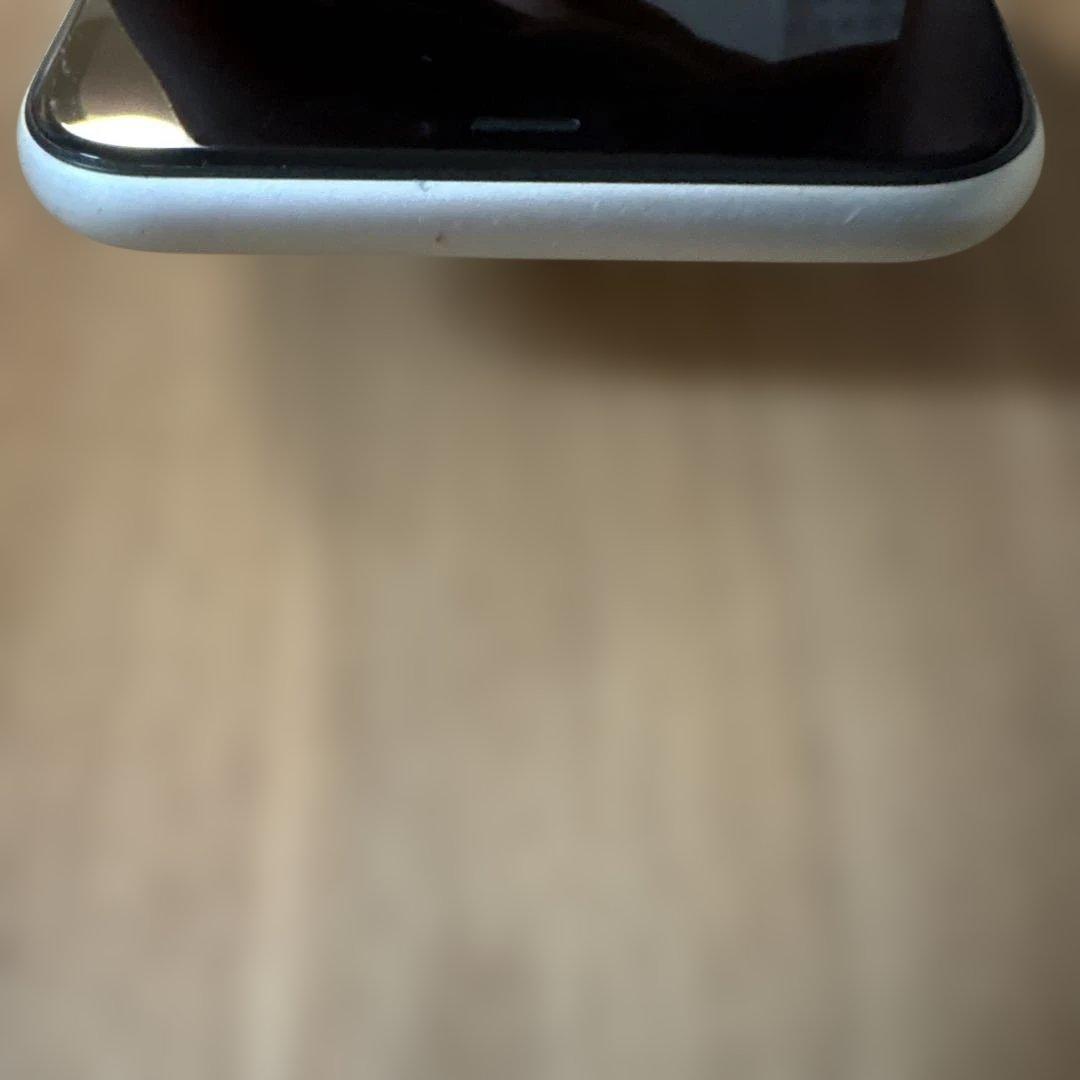 iPhone 11 本体 白（ホワイト） 64GB SIMフリー