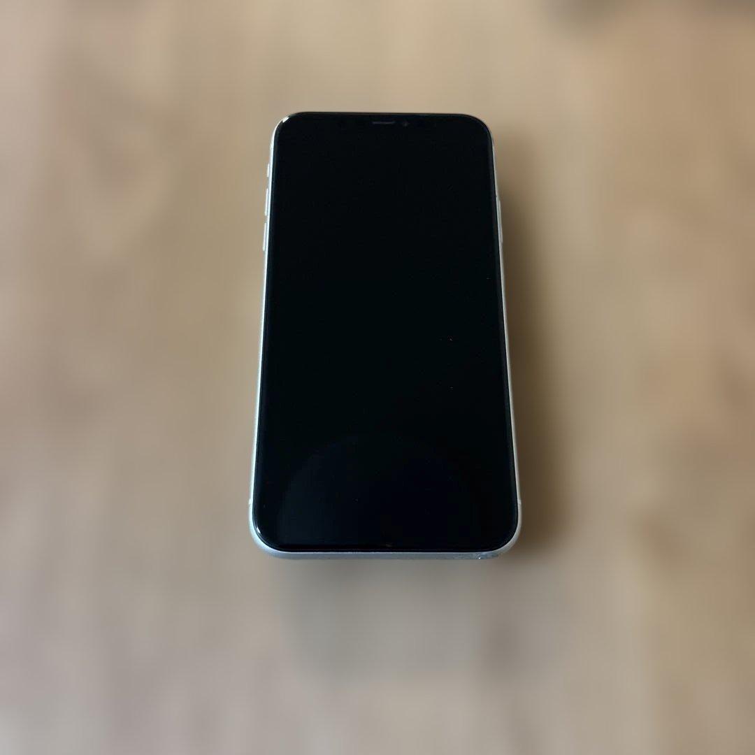 iPhone 11 本体 白（ホワイト） 64GB SIMフリー