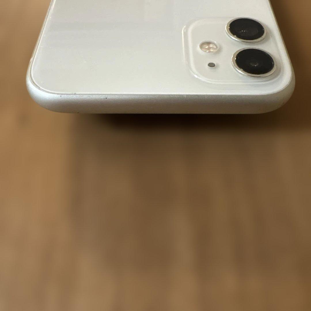 iPhone 11 本体 白（ホワイト） 64GB SIMフリー