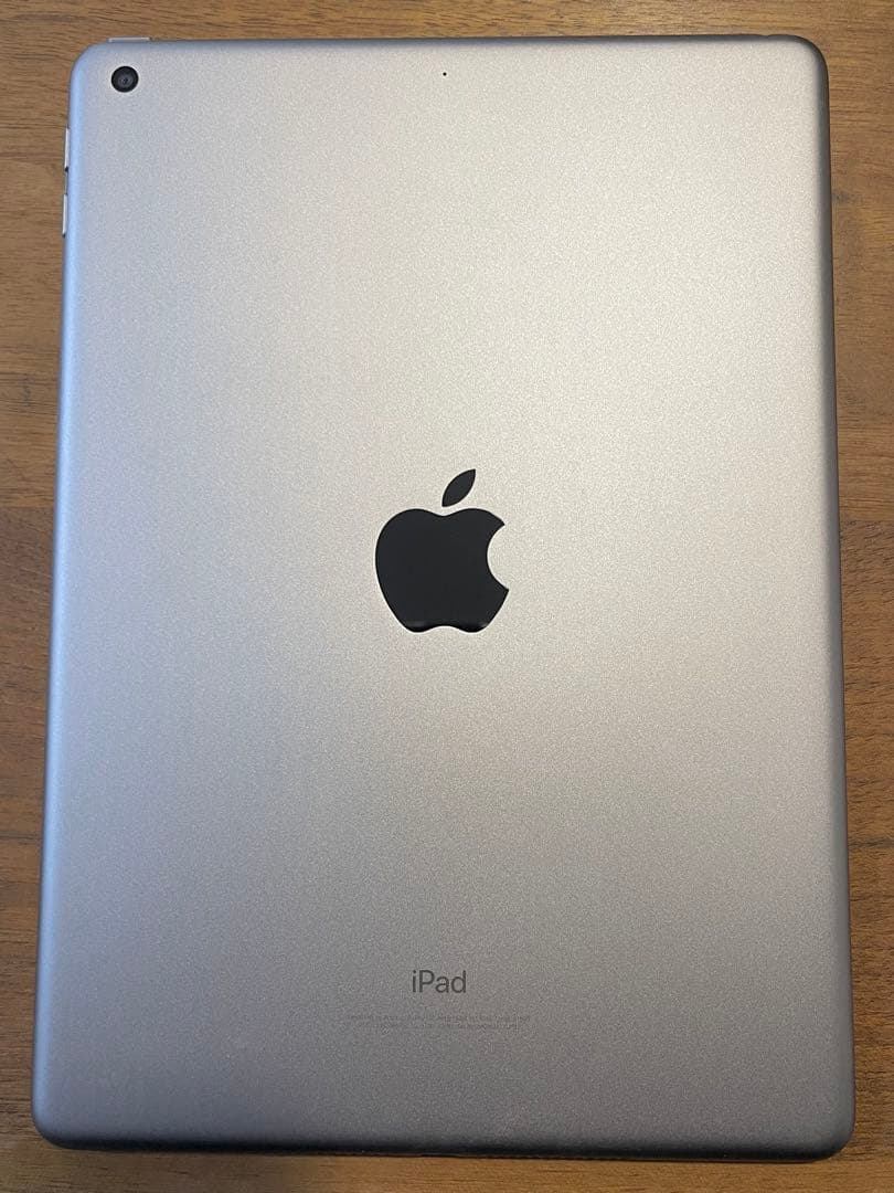 【美品】Apple iPad（代6世代）9.7インチ