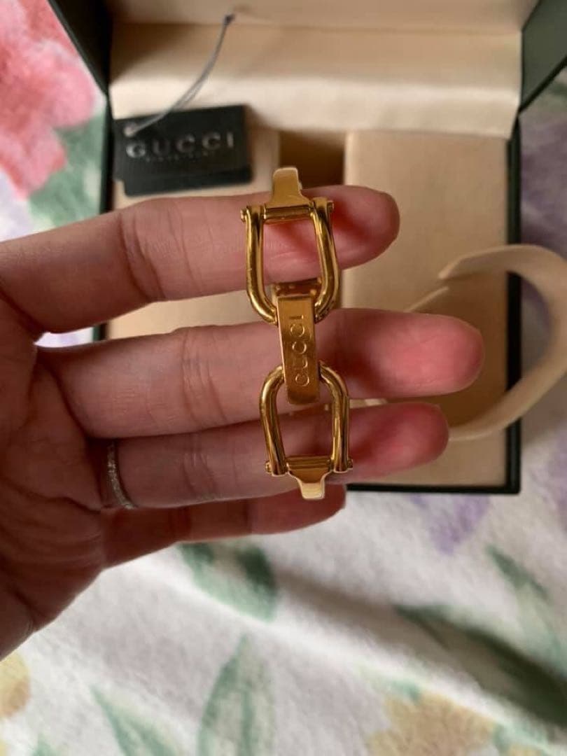 GUCCI ゴールド レディースウォッチ1500L