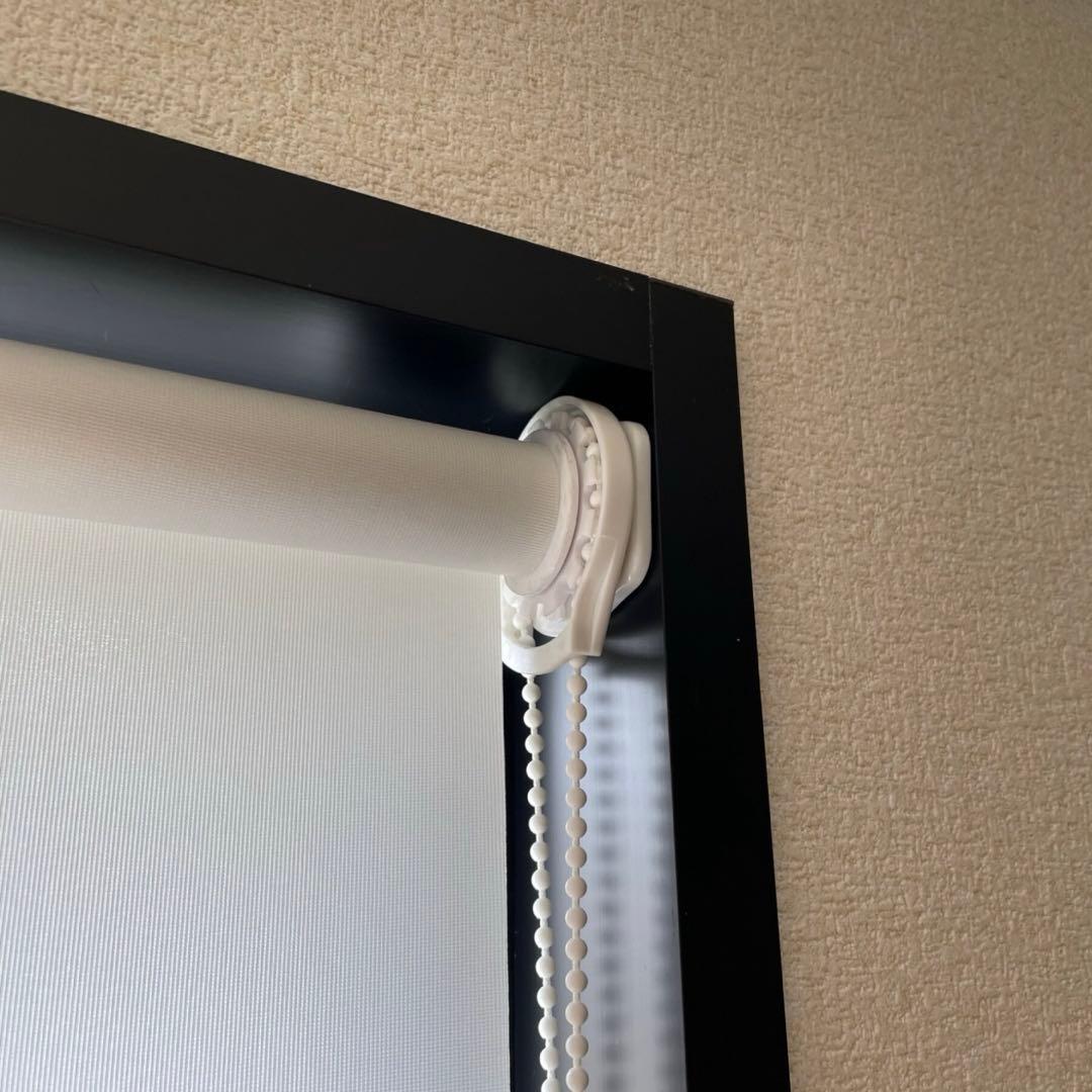 ロールスクリーン　チェーン式　彩光　ホワイト