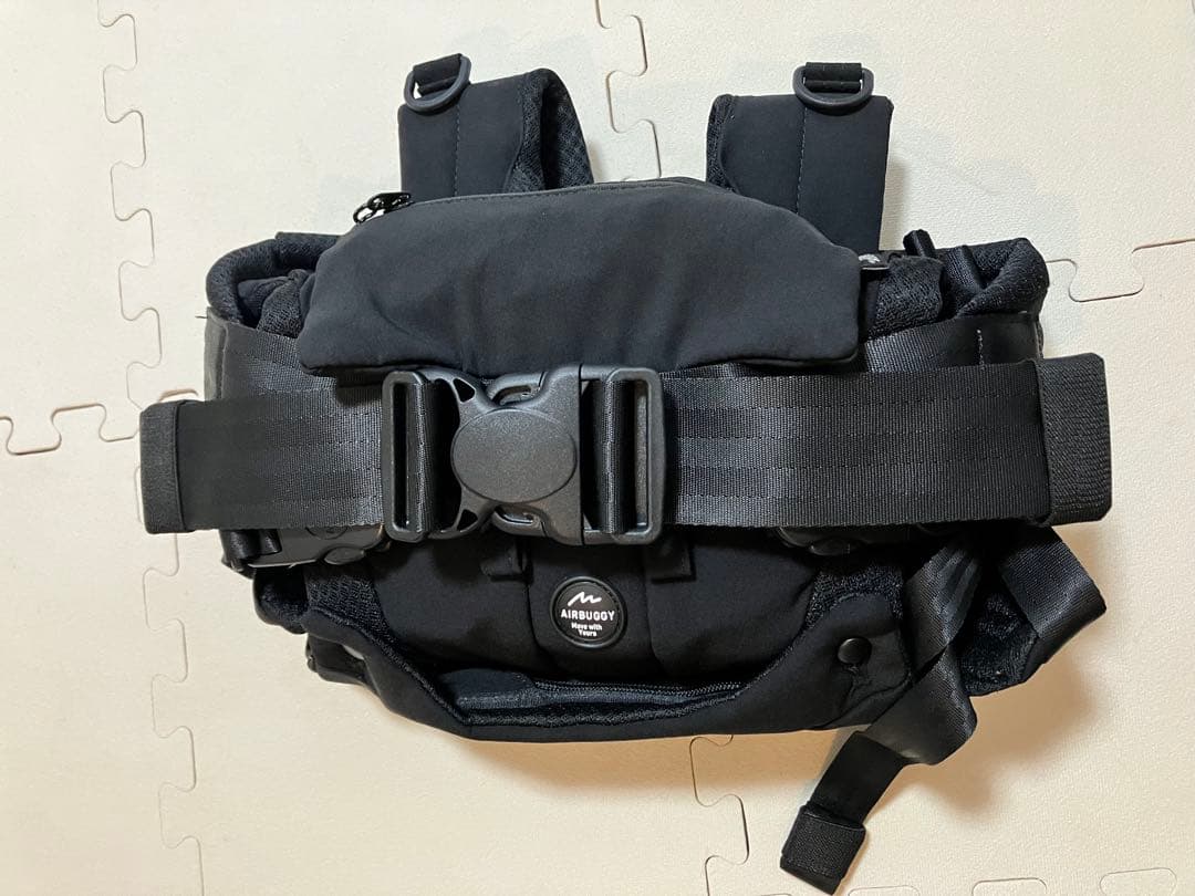 エアバギー ベビーキャリア ブラック 箱・説明書有AIRBUGGY 抱っこ紐