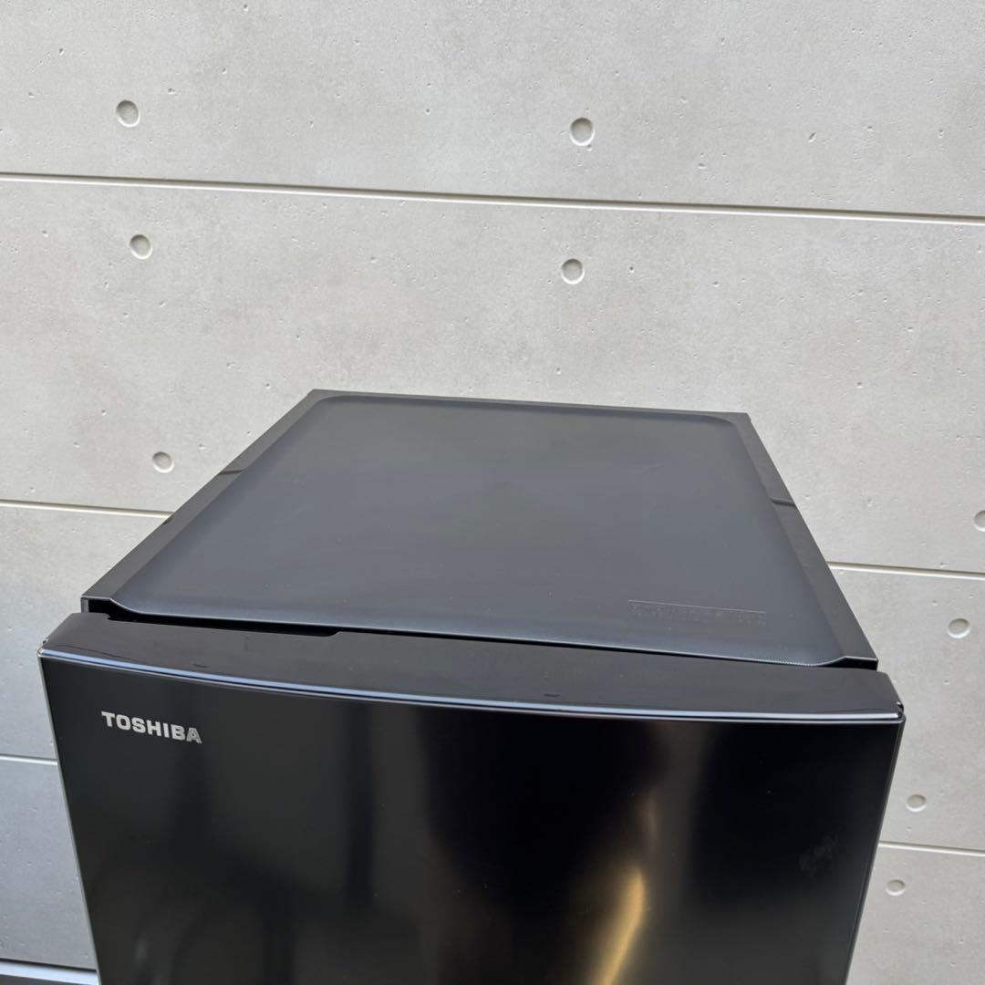 153⭐️2021年製美品★東芝　冷蔵庫　大型　ブラック　黒　一人暮らし