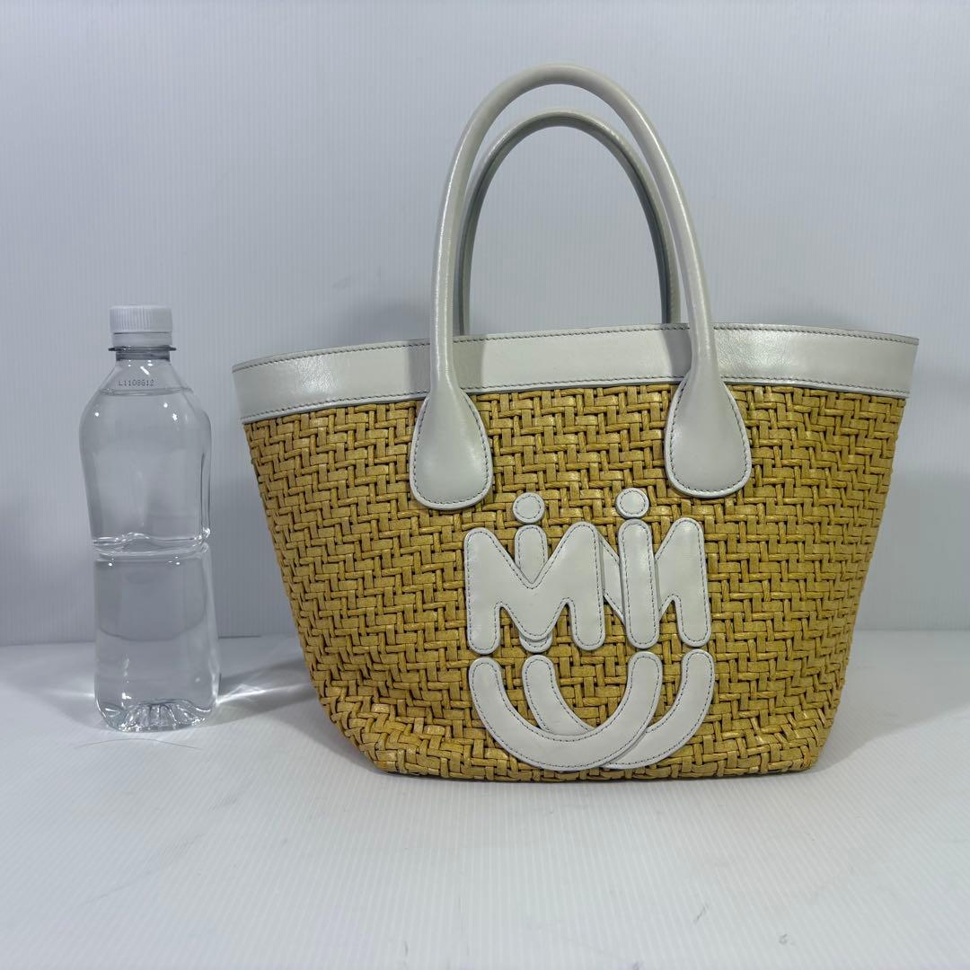 MIU MIU バッグ ロゴ カーフレザー カゴバッグ 白