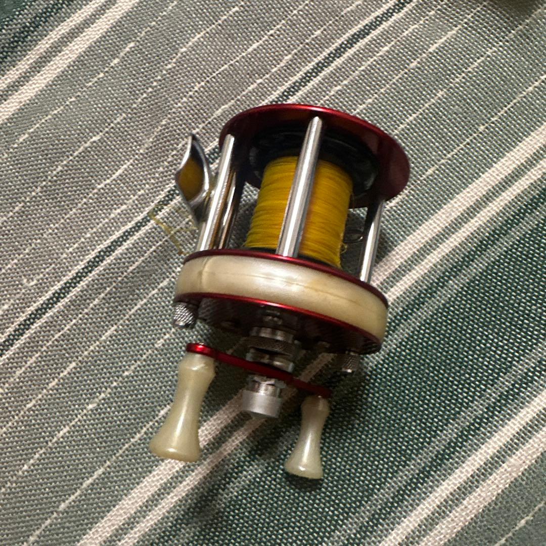 Ambassadeur 1750 A リール