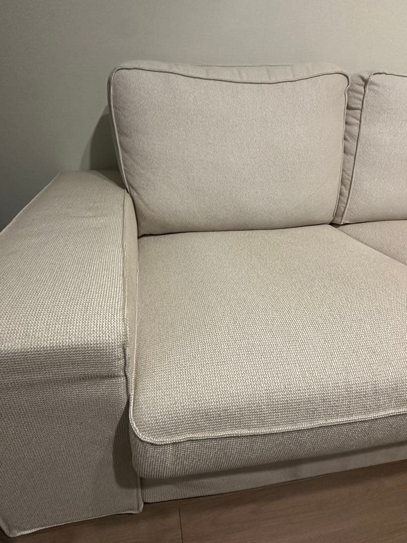 KIVIK シーヴィク 3人掛けソファ ライトベージュ