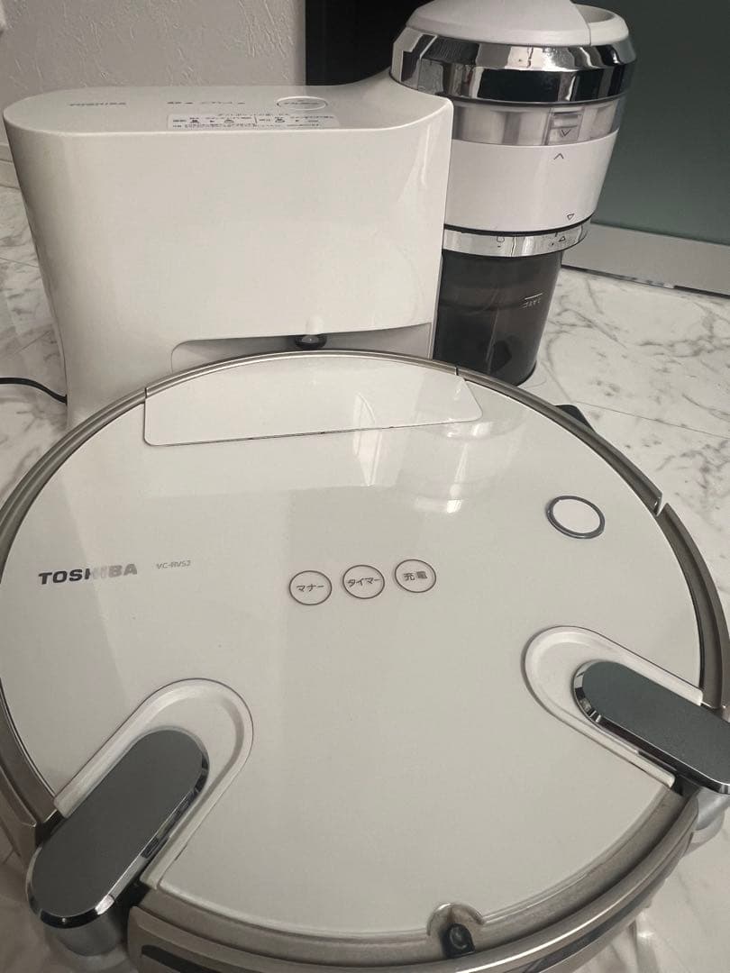 TOSHIBA トルネオロボ　ロボット掃除機 本体 ホワイトVC-RVS2