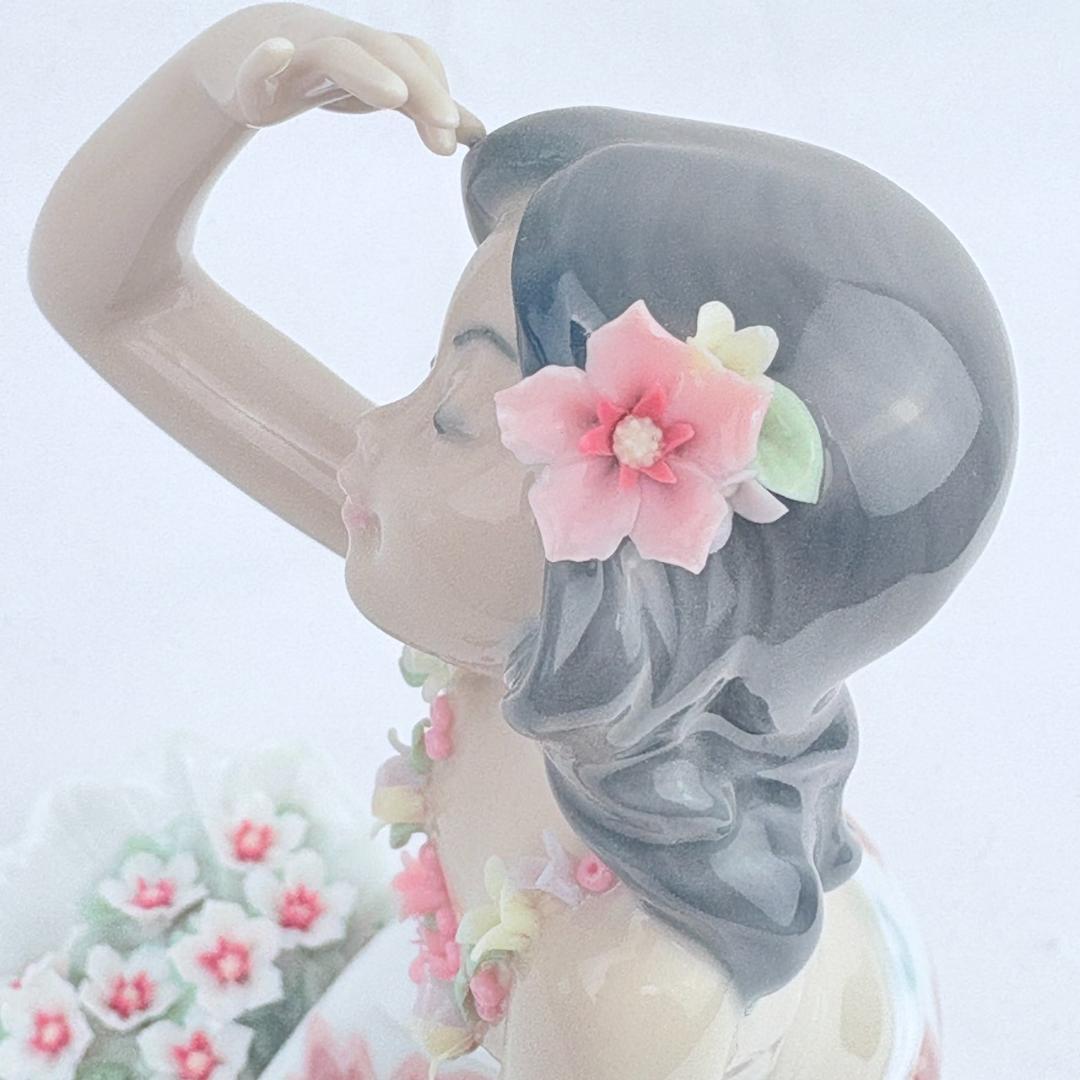 リヤドロ LLADRO 1478 アロハ 廃盤 希少 ハワイ限定　花　レイ　少女