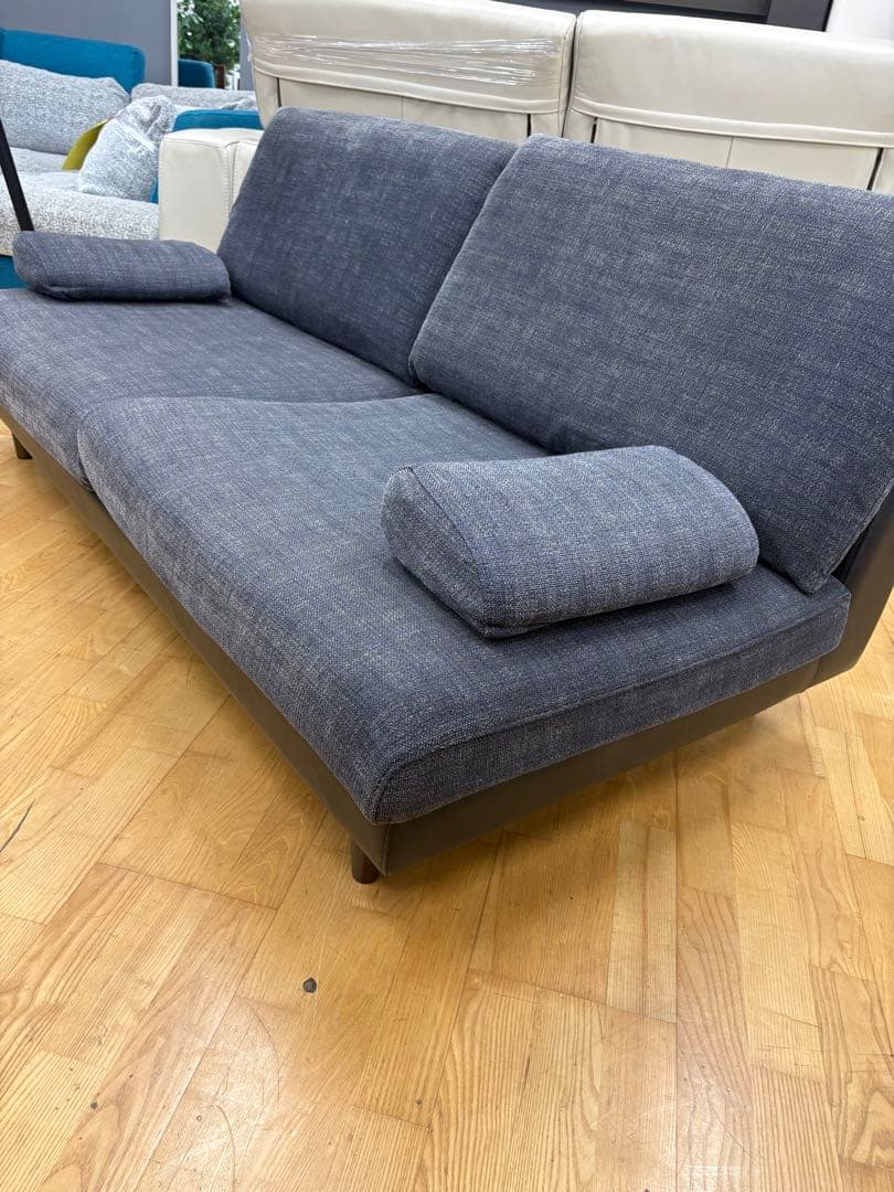 M118ユーカス製 2人掛けソファ 幅1600mm