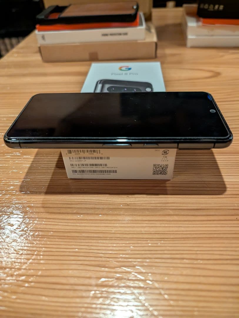 B*a様 美品 Google Pixel 8 Pro 本体 Obsidian 5