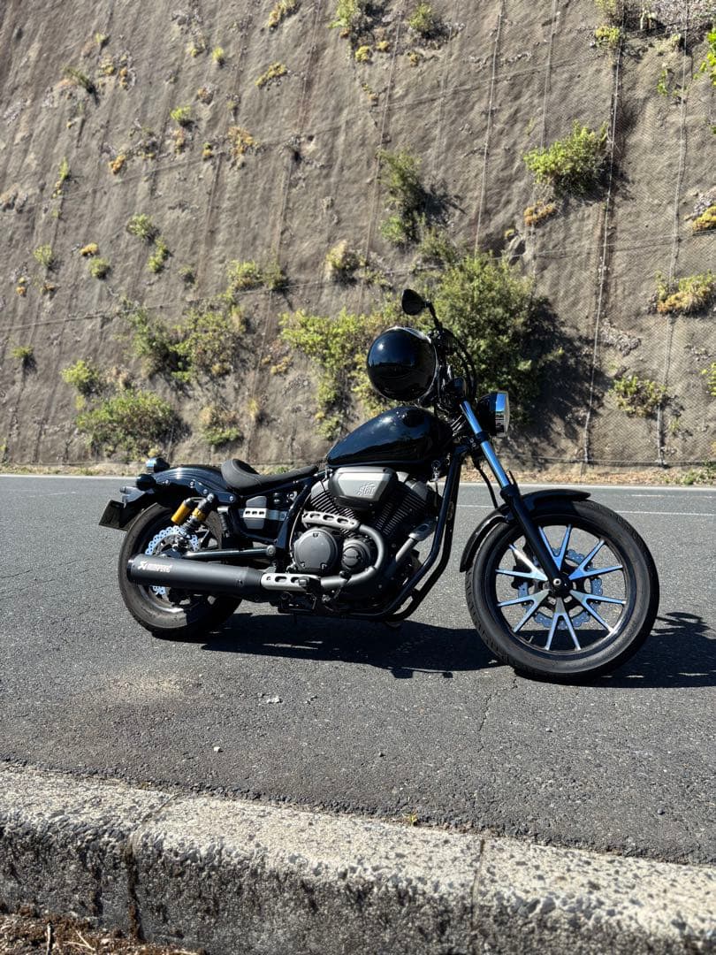 【YAMAHA BOLT950】アクラポビッチ　マフラー