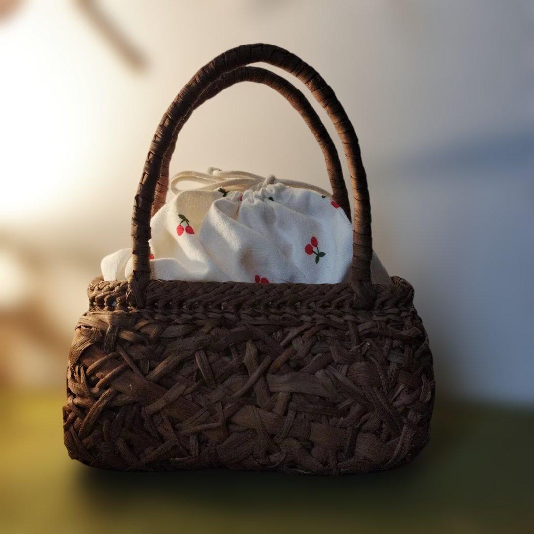 山葡萄やたら編み籠バック（巾着付き） 約横20高さ12幅8