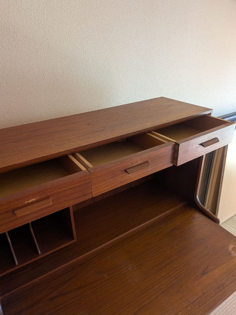 木製デスク 収納付き　ライティングビューロー