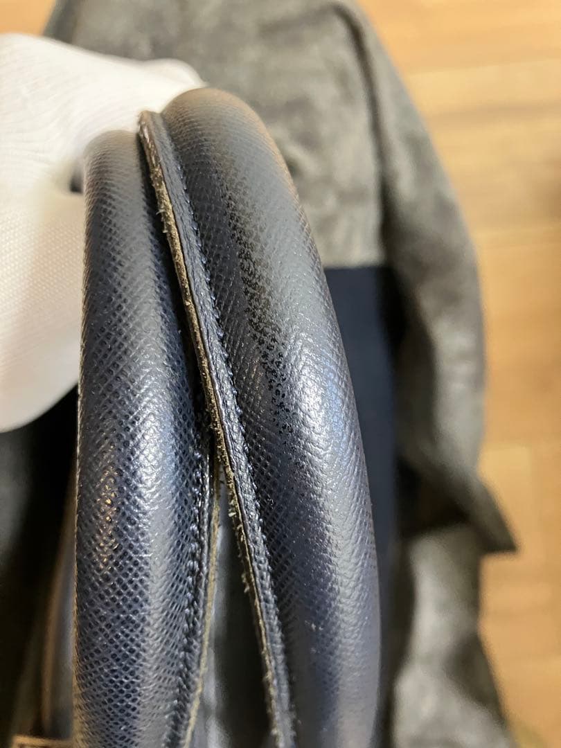 ペッレモルビダ　キャピターノ2室タイプ　ネイビー　日本製