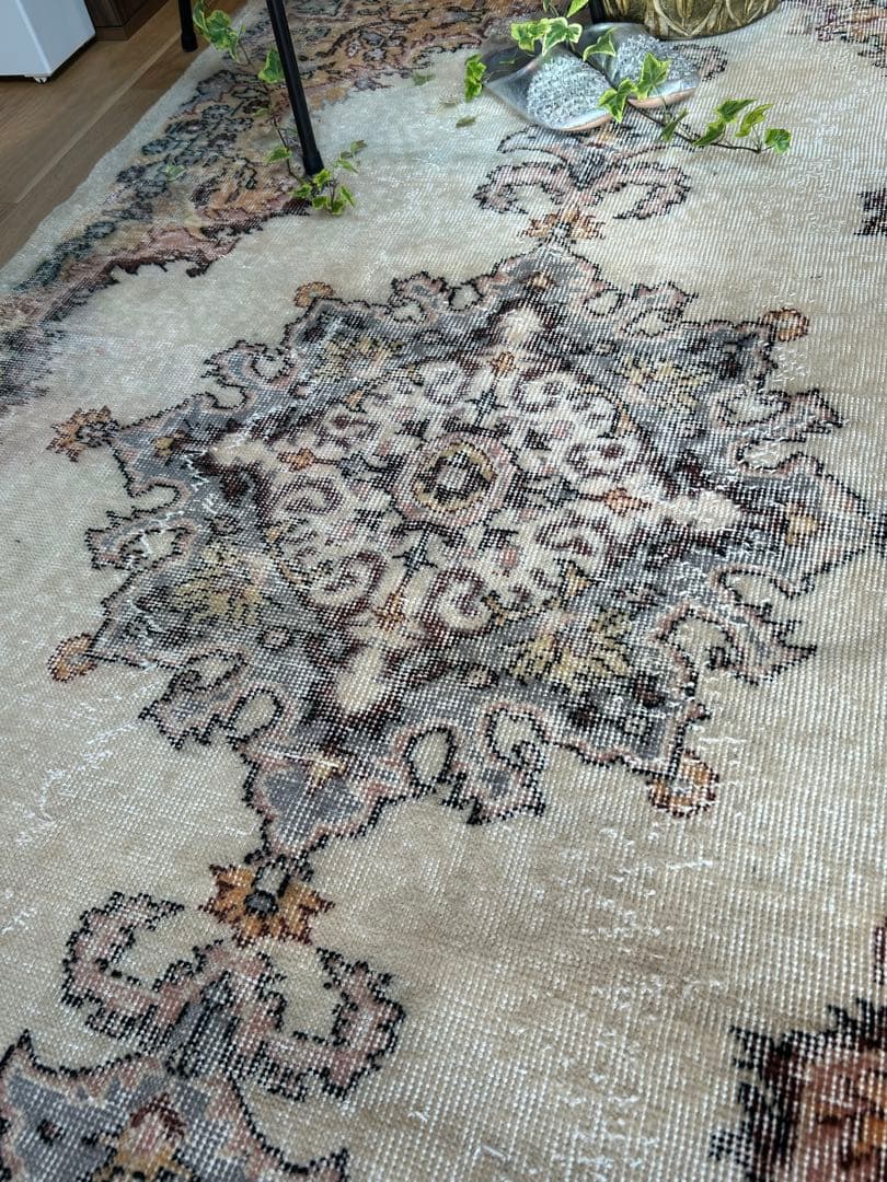 ＊お値下げ　トライバルラグ・トルコヴィンテージラグ・ウール 約121×203cm