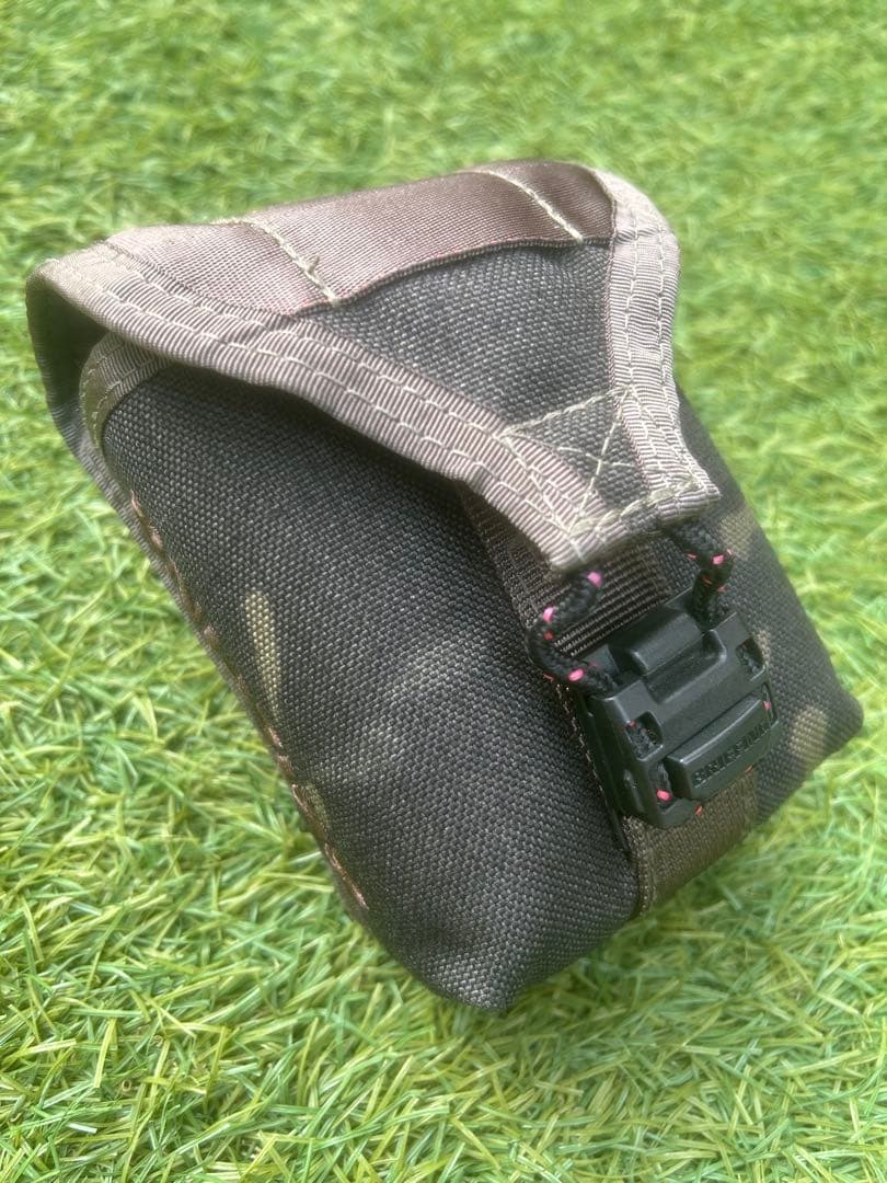 BRIEFING（ブリーフィング）マルチカム　スコープボックスポーチ
