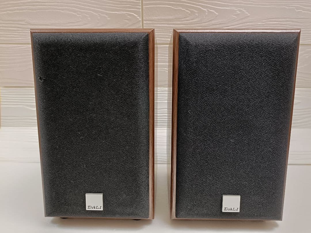 DALI SPEKTOR 1 ウォルナット ペア
