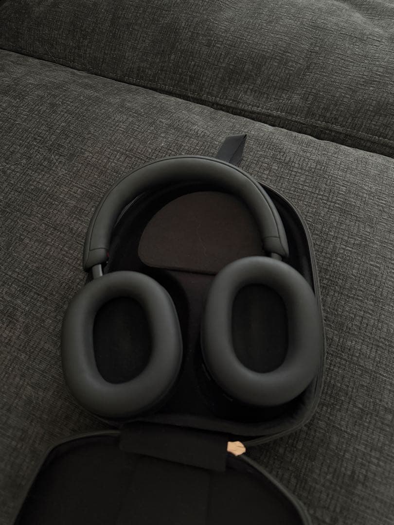 SONY WH-1000XM5 ブラック 収納ケース付き