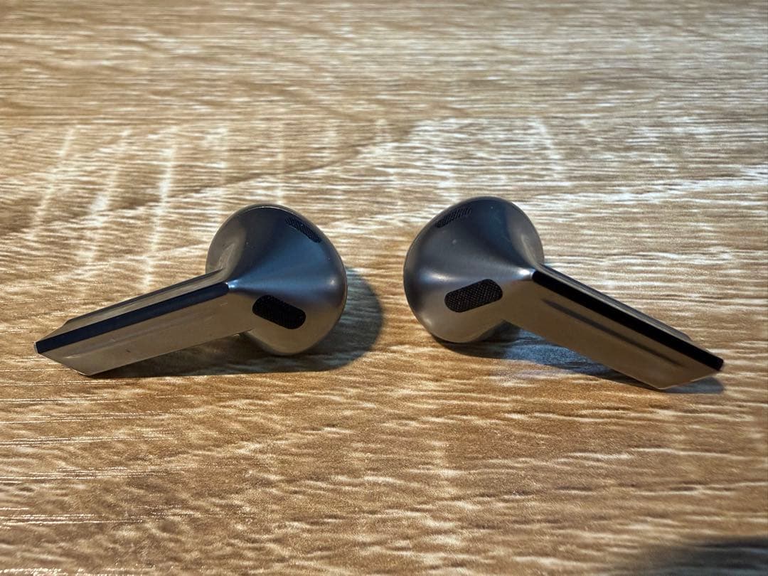 Samsung Galaxy Buds3 グレー 充電ケース・ボックス付き