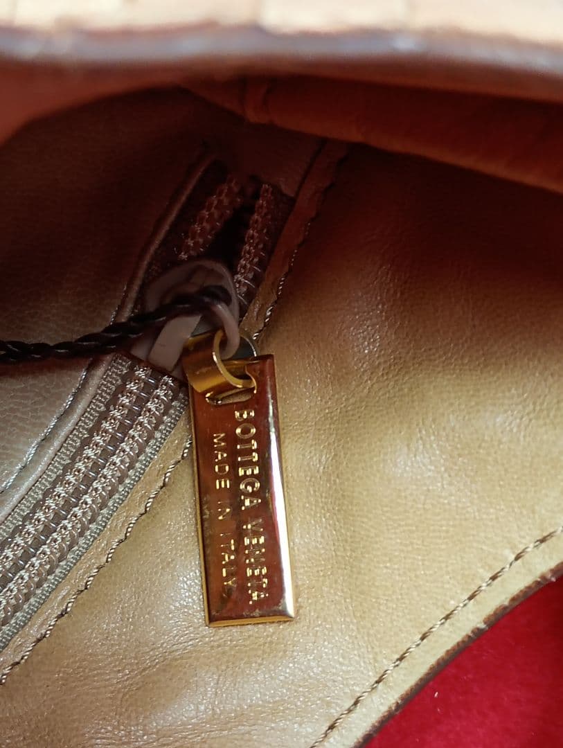 BOTTEGA VENETAむ イントレチャート キャメルレザー　バッグ