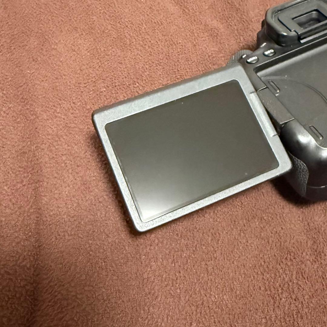 Canon EOS 6Dmark2 フルサイズカメラボディ 箱付きフルセット