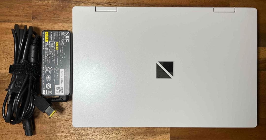 Win11 Office ファンレス LaVie メモリ4GB SSD128GB