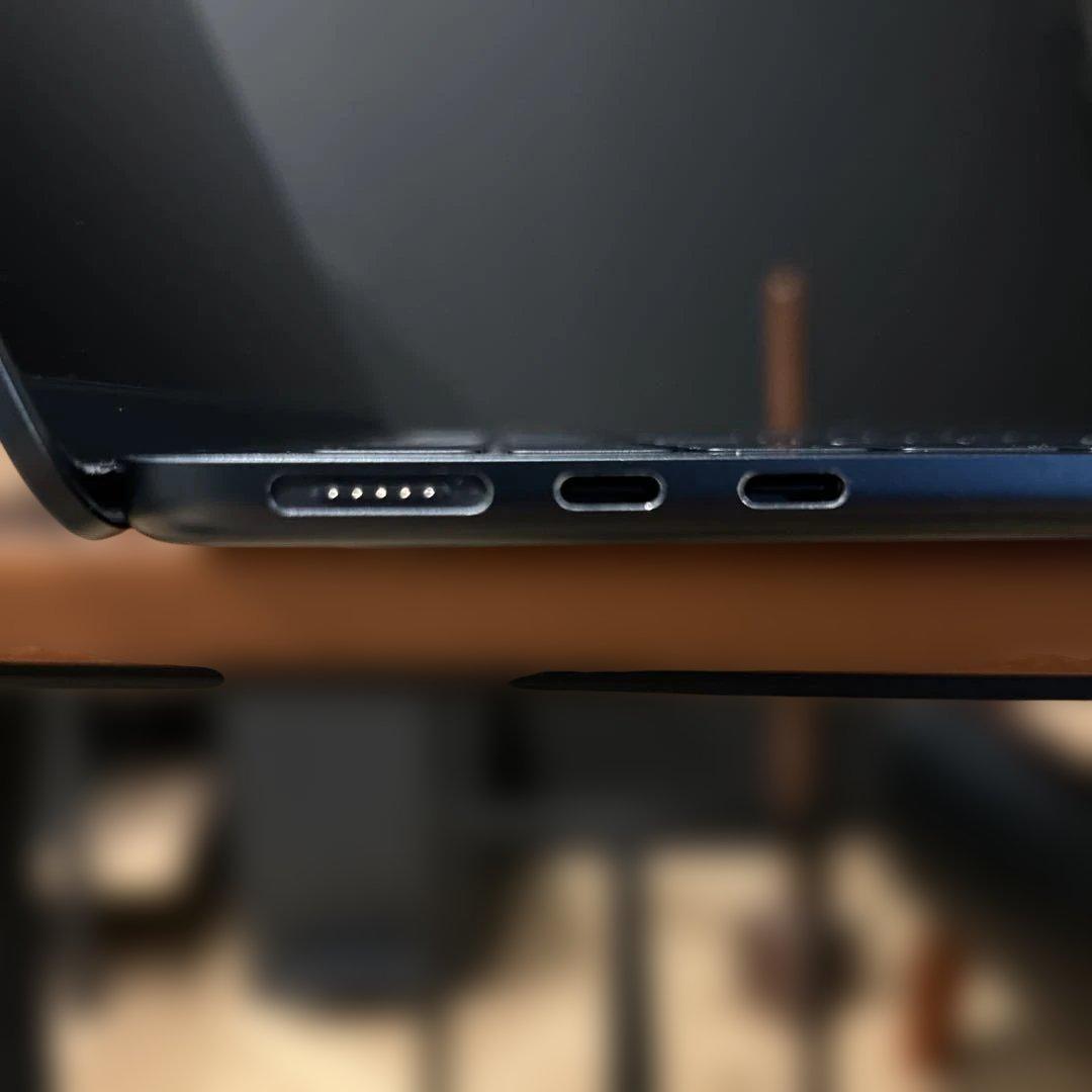 MacBook Air 2022 M2 元箱付属品完備 8GB/256GB