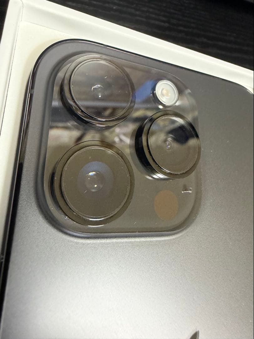 【まき】Apple iPhone 14 Pro スペースブラック 本体