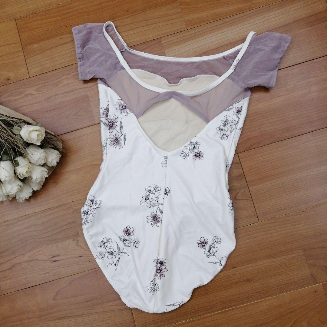 未使用新品チャコットプリンセスカットフレンチスリーブレオタードM白ピンクコスモス