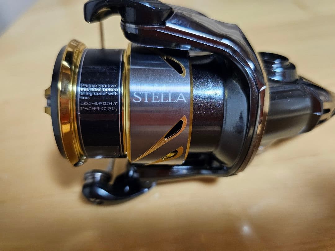 シマノ STELLA C2000S 未使用品