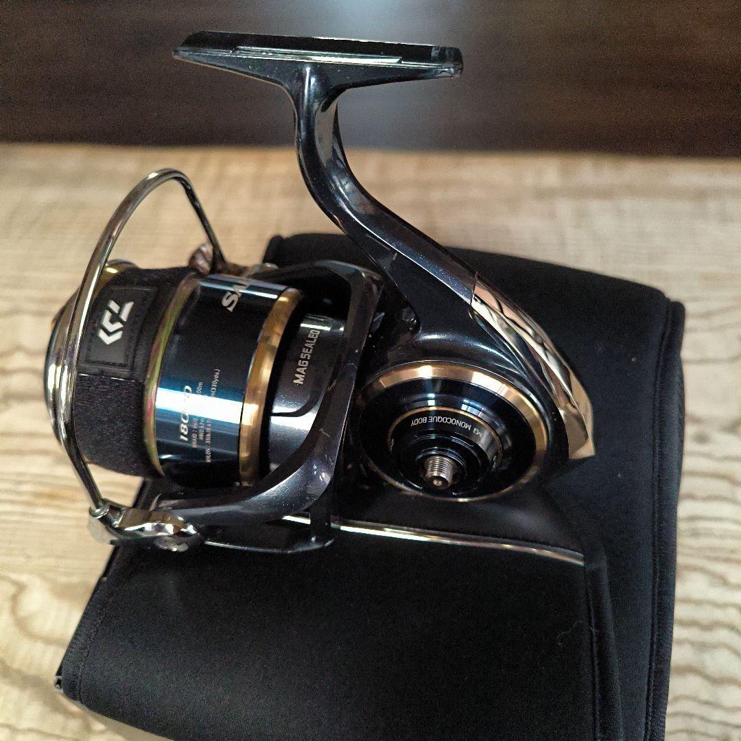 Daiwa ソルティガ18000Pスピニングリール 専用ケース付き