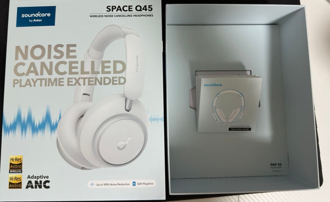 soundcore ANKERワイヤレスヘッドホン イヤホンセット（ホワイト）