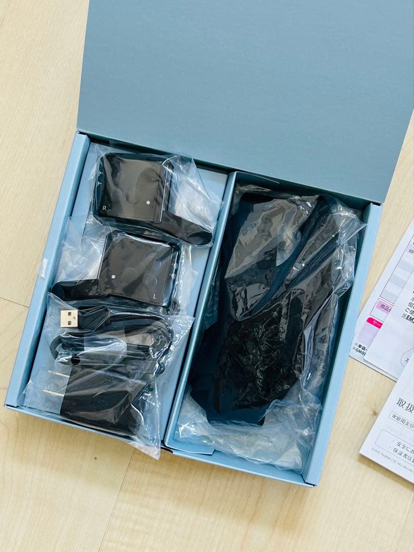 未使用 保証期間あり YA−MAN EPE-10BB ヤーマン メディリフトアイ