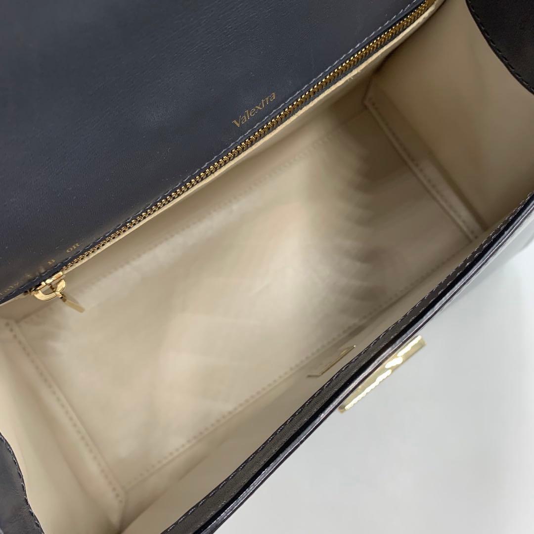 ［完売続出　極美品］ヴァレクストラ　イジィデ　ジュエル　ショルダーバッグ