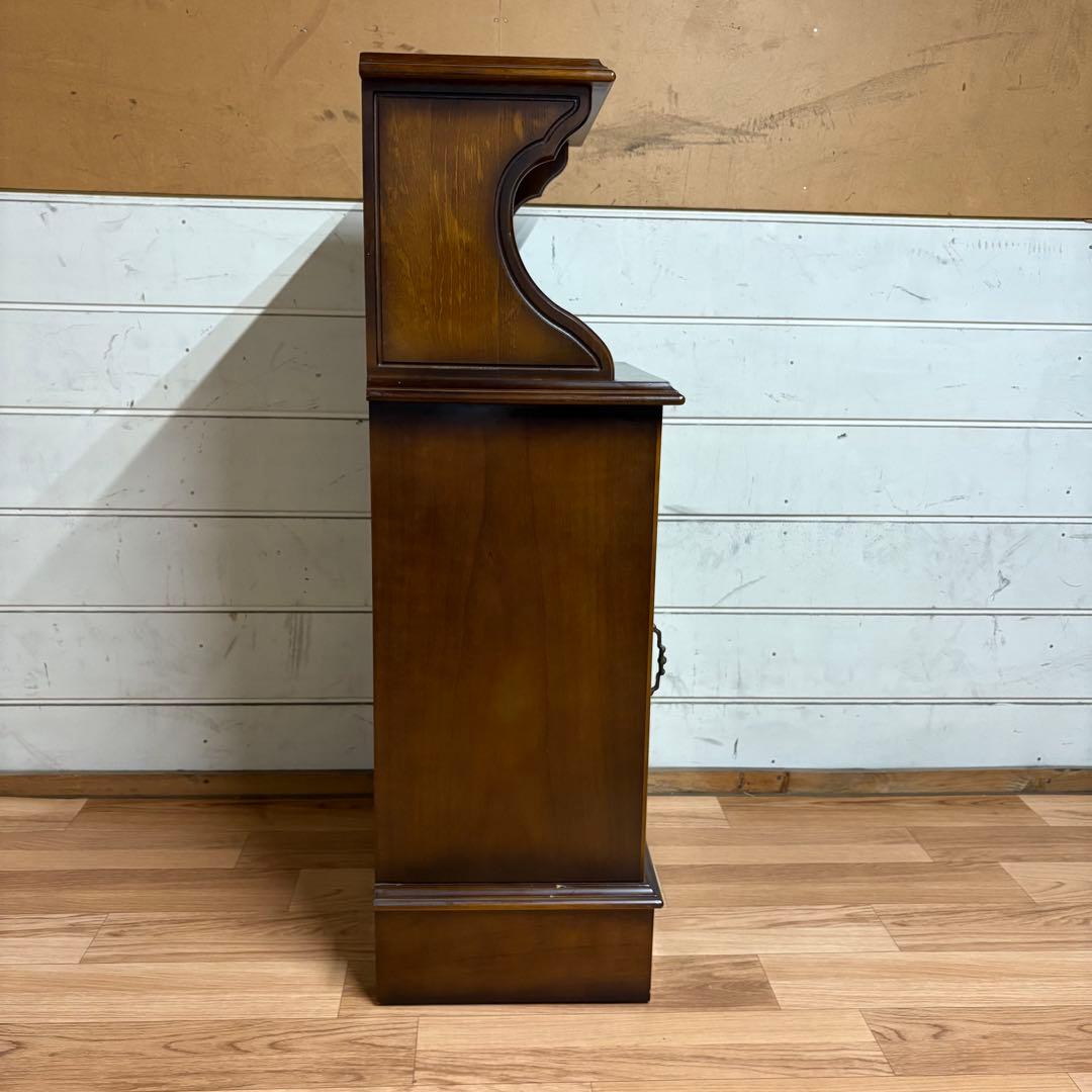 カリモク　電話台　サイドチェスト　ラック　木製　取手に装飾あり